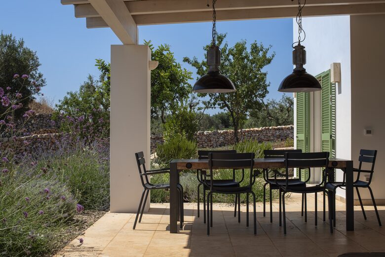 Timeless Apulian Retreat Amidst Olive Groves - Ostuni, Italy