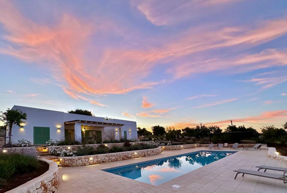 Timeless Apulian Retreat Amidst Olive Groves - Ostuni, Italy