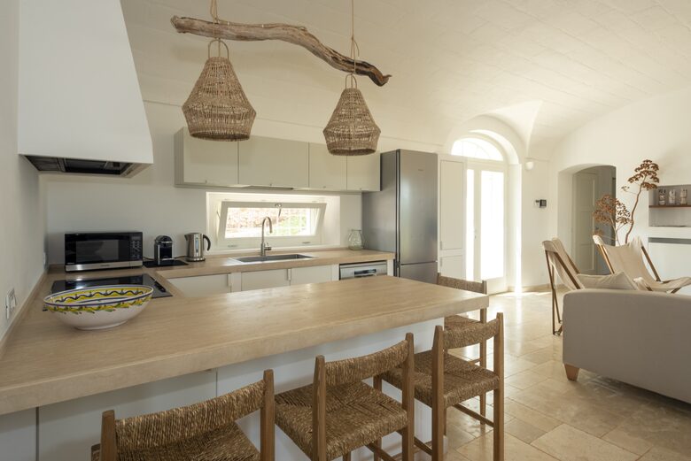 Timeless Apulian Retreat Amidst Olive Groves - Ostuni, Italy