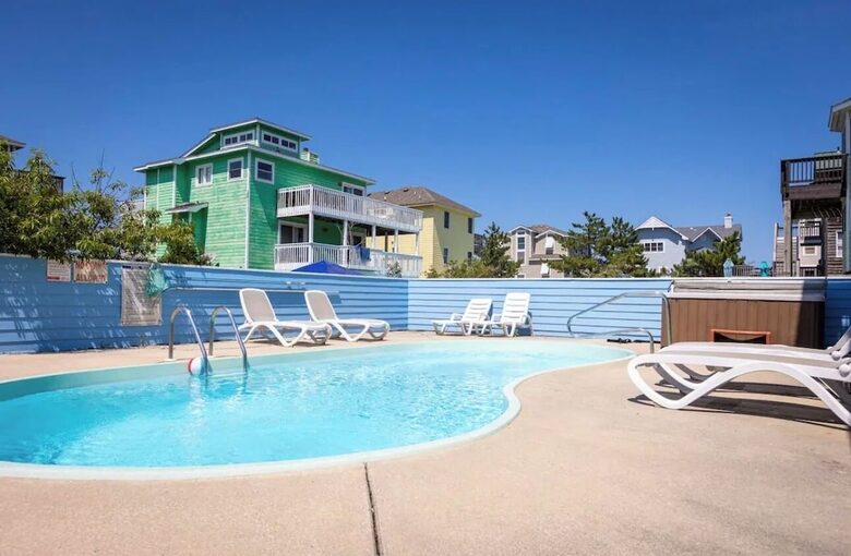 Stylish Corolla Retreat with Pool, Hot Tub & Ocean Views - Corolla, North Carolina