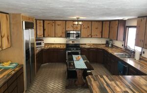 Spacious Canyon Lodge with Private Pool & Deck - Preston, Idaho