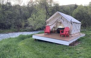 Spacious Canyon Lodge with Private Pool & Deck - Preston, Idaho