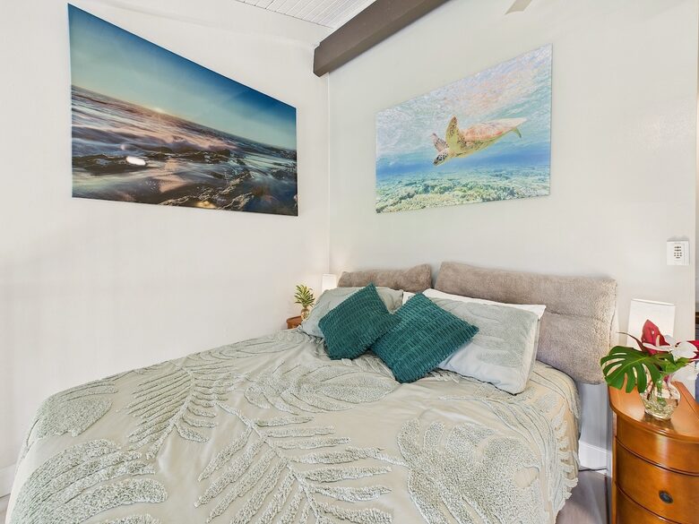 Modern Island Escape on Oahu’s North Shore - Kahuku, Hawaii
