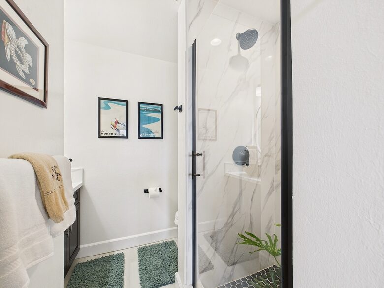 Modern Island Escape on Oahu’s North Shore - Kahuku, Hawaii