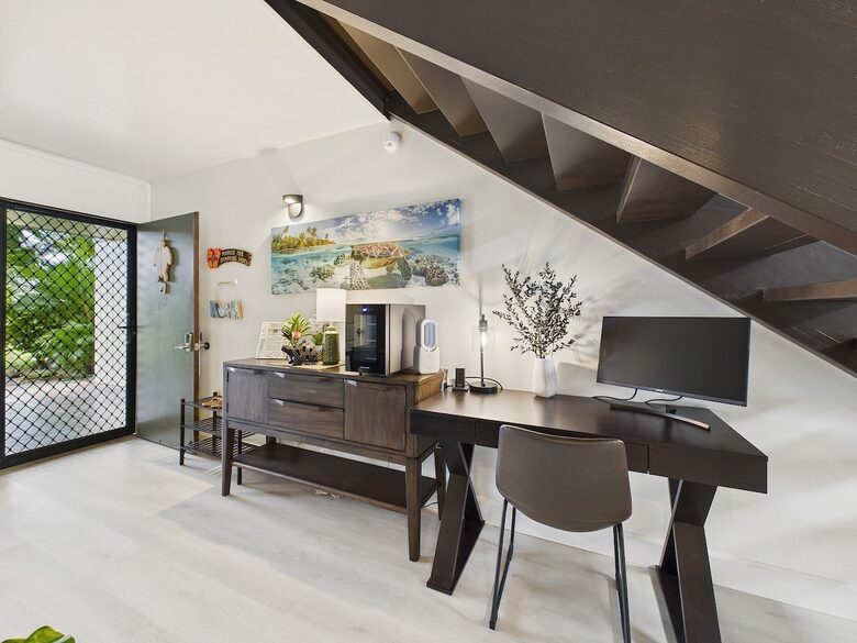 Modern Island Escape on Oahu’s North Shore - Kahuku, Hawaii