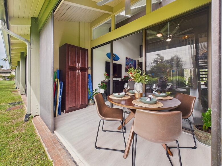 Modern Island Escape on Oahu’s North Shore - Kahuku, Hawaii