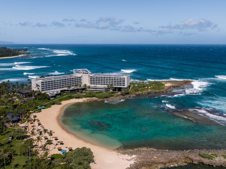 Modern Island Escape on Oahu’s North Shore - Kahuku, Hawaii
