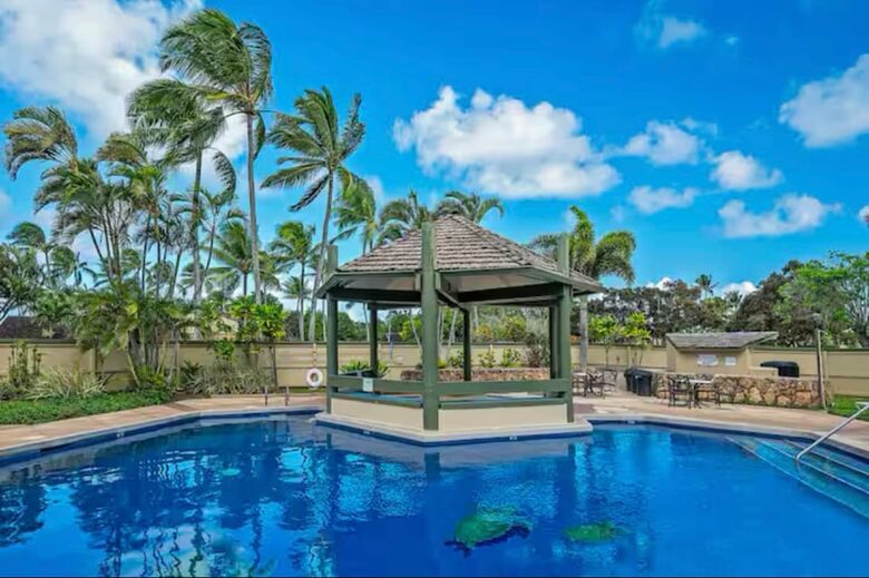 Modern Island Escape on Oahu’s North Shore - Kahuku, Hawaii