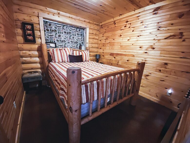 Spacious Waterfront Haven in the Ozarks - Eucha, Oklahoma