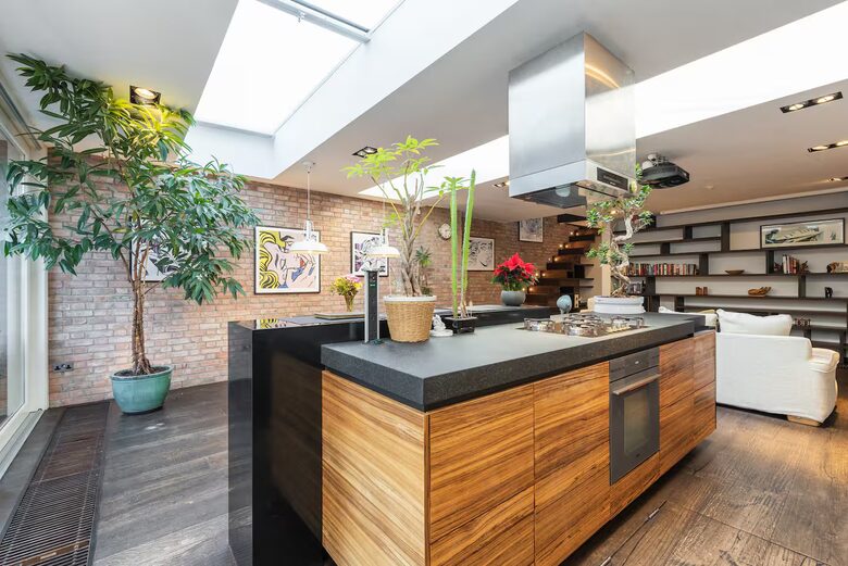 Elegant Dublin Residence with Private Garden Retreat - Dublin, Ireland