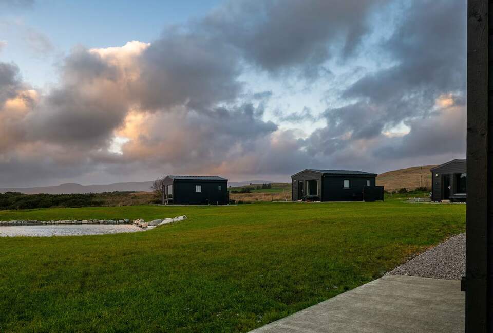 Charming Eco Retreat with Panoramic Valley Views - Bantry, Ireland