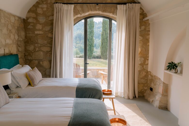 A Premier Pyrenean Retreat – Luxury Lodge & Wellness Sanctuary - Girona, Spain