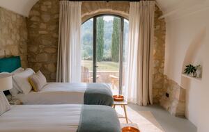 A Premier Pyrenean Retreat – Luxury Lodge & Wellness Sanctuary - Girona, Spain