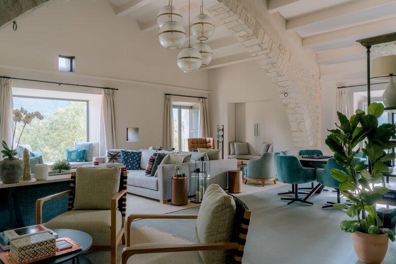 A Premier Pyrenean Retreat – Luxury Lodge & Wellness Sanctuary - Girona, Spain