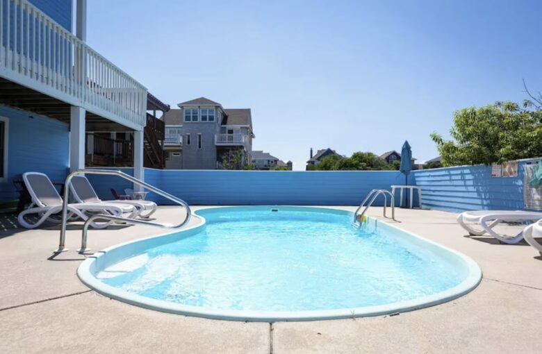 Stylish Corolla Retreat with Pool, Hot Tub & Ocean Views - Corolla, North Carolina