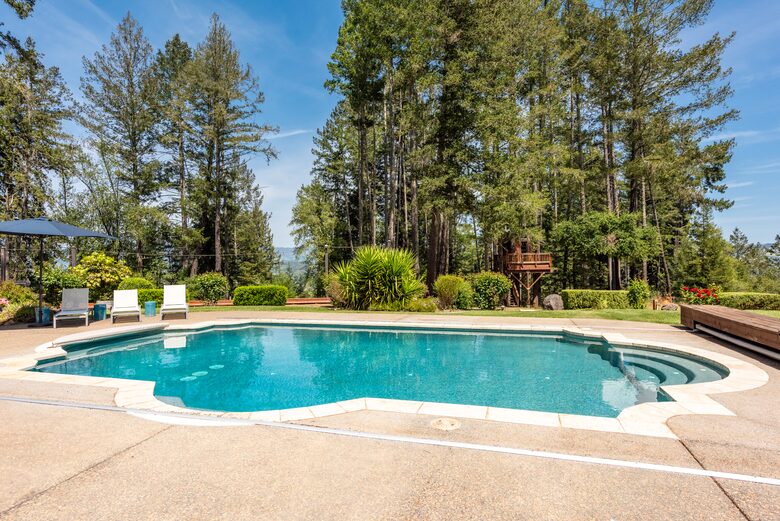 Private Wine Country Estate with Spa & Treehouse - Healdsburg, California