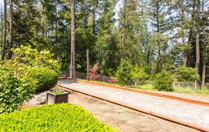 Private Wine Country Estate with Spa & Treehouse - Healdsburg, California