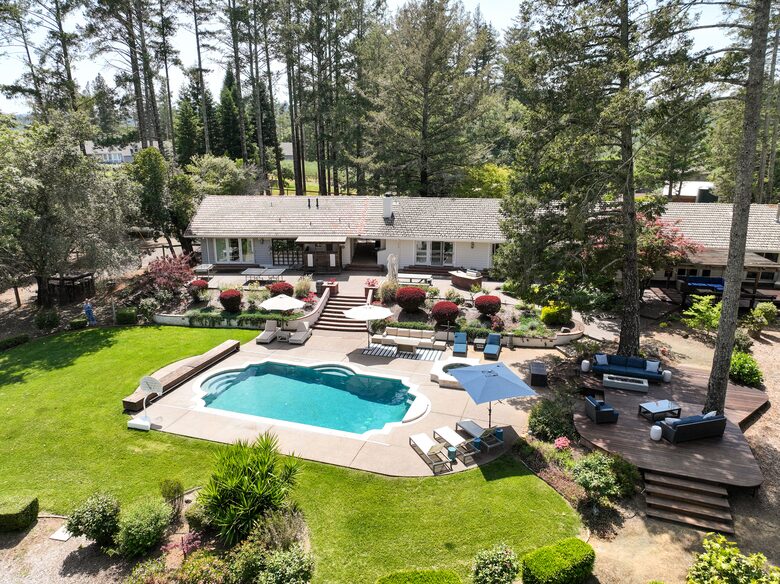 Private Wine Country Estate with Spa & Treehouse - Healdsburg, California