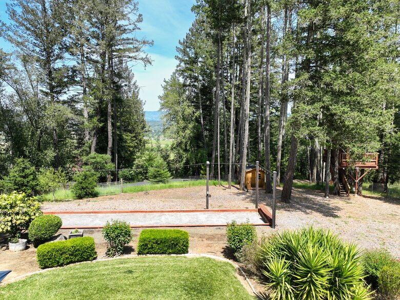 Private Wine Country Estate with Spa & Treehouse - Healdsburg, California