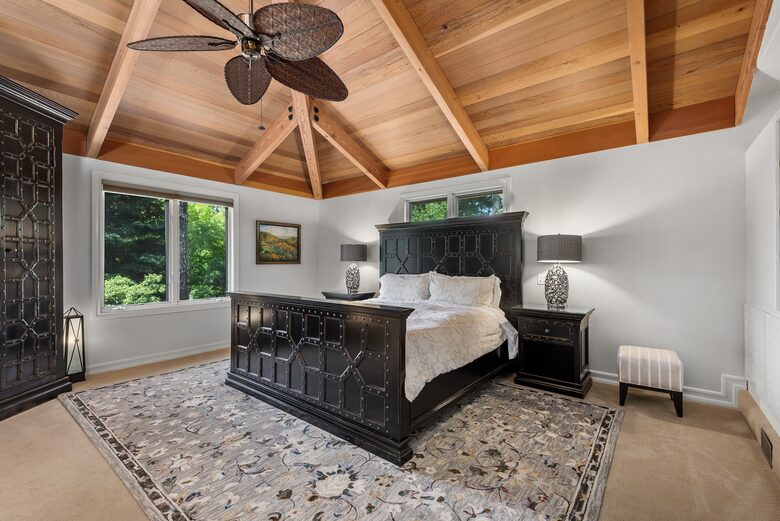Private Wine Country Estate with Spa & Treehouse - Healdsburg, California