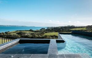 Crowning Jewel of Park Point - Waiheke Island, New Zealand