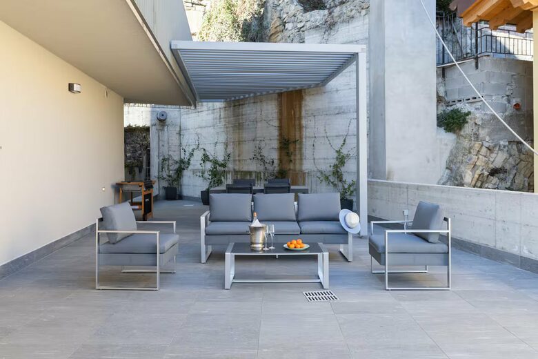 Sophisticated Two-Level Apartment Overlooking Lake Como - Argegno, Lake Como, Italy