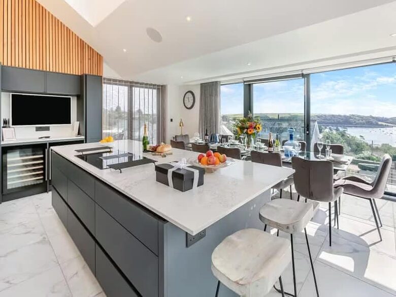 A Contemporary Haven on the Roseland Peninsula - Saint Mawes, United Kingdom