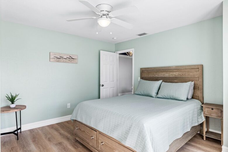 Inviting Florida Getaway with Outdoor Living & Water Access - Cape Coral, Florida
