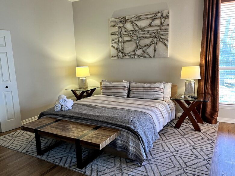 Elegant Lake & Country Haven - Little Elm, Texas