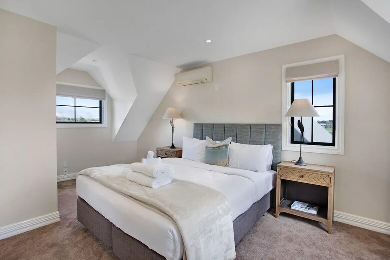 Wainui Estate | Grand Luxury Near the Coast - Wainui, New Zealand
