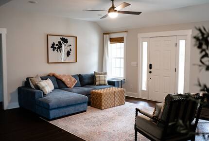 Welcoming Cottage Steps from Local Favorites - Winston-Salem, North Carolina