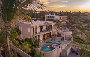 Oceanfront Elegance at Cabo Bello - Cabo Bello, Mexico