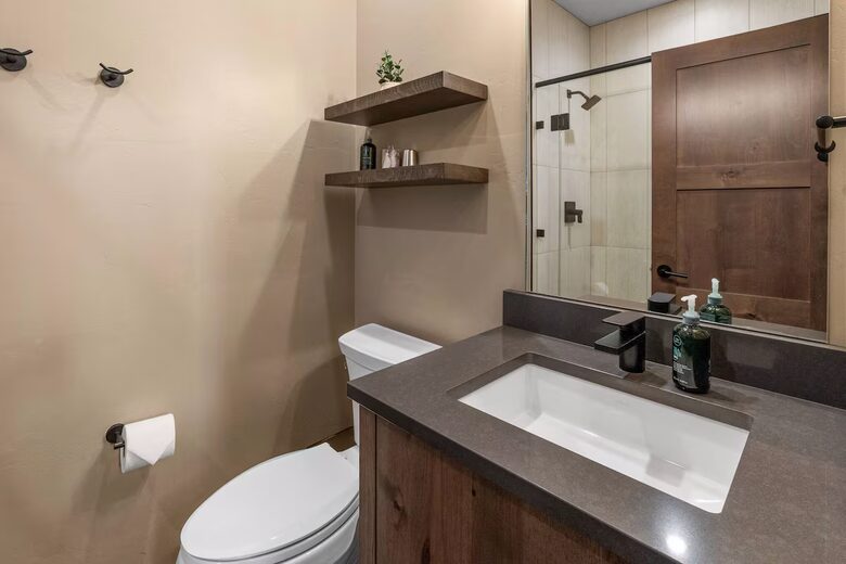 Upscale Montana Retreat with Private Dock & Mountain Views - Anaconda, Montana