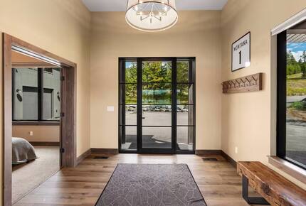 Upscale Montana Retreat with Private Dock & Mountain Views - Anaconda, Montana