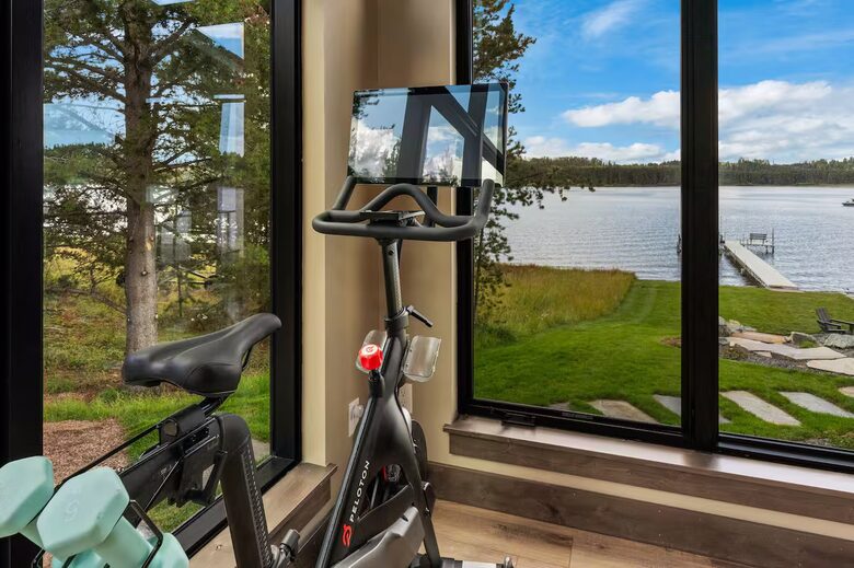 Upscale Montana Retreat with Private Dock & Mountain Views - Anaconda, Montana