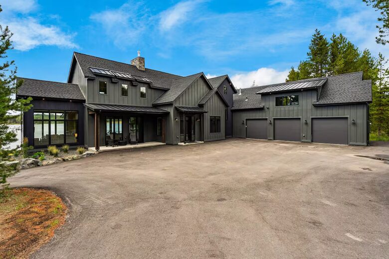 Upscale Montana Retreat with Private Dock & Mountain Views - Anaconda, Montana