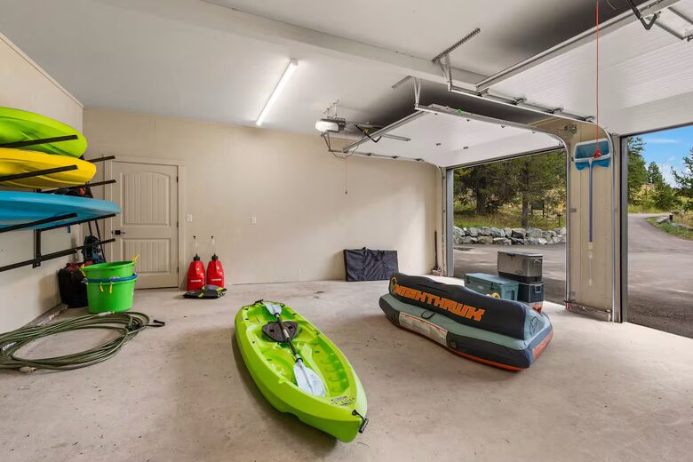 Upscale Montana Retreat with Private Dock & Mountain Views - Anaconda, Montana