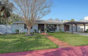 Sophisticated Sarasota Retreat Steps from St. Armands & Lido Beach - Sarasota, Florida