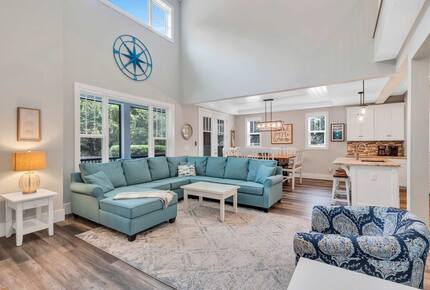 Deja Blue-6BR w Pool Hot Tub-Steps To Beach - Hilton Head Island, South Carolina