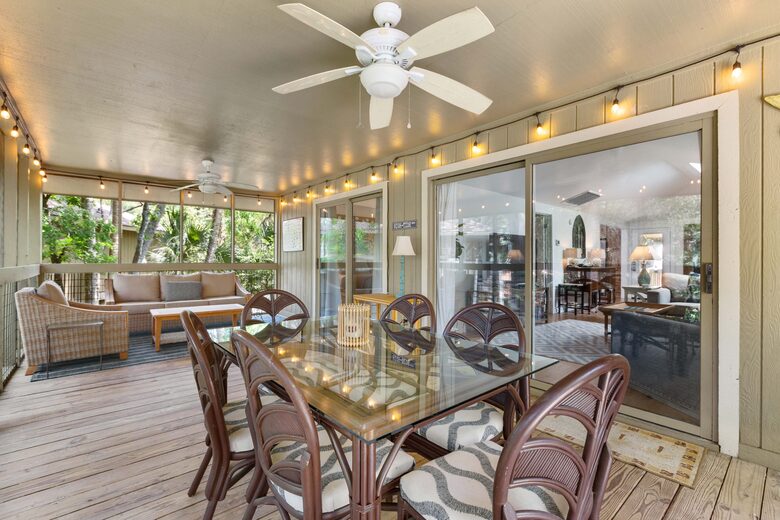 Charming Seabrook Escape with Screened Porch - Johns Island, South Carolina