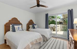 Charming Seabrook Escape with Screened Porch - Johns Island, South Carolina