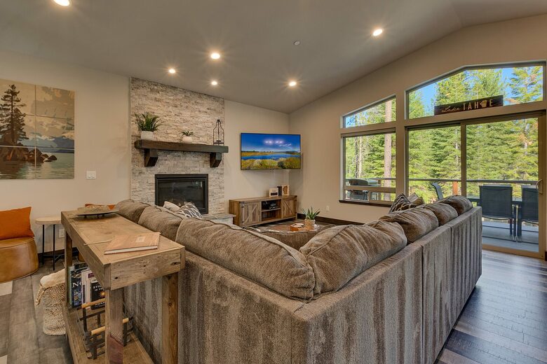 Refined Mountain Retreat with Game Room & Spa - South Lake Tahoe, California