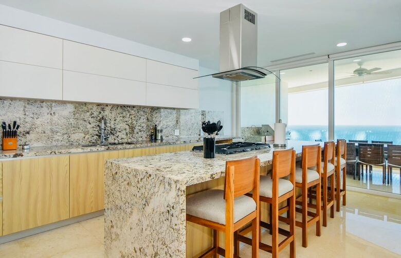 Sophisticated Penthouse with Ocean Views - Puerto Vallarta, Mexico