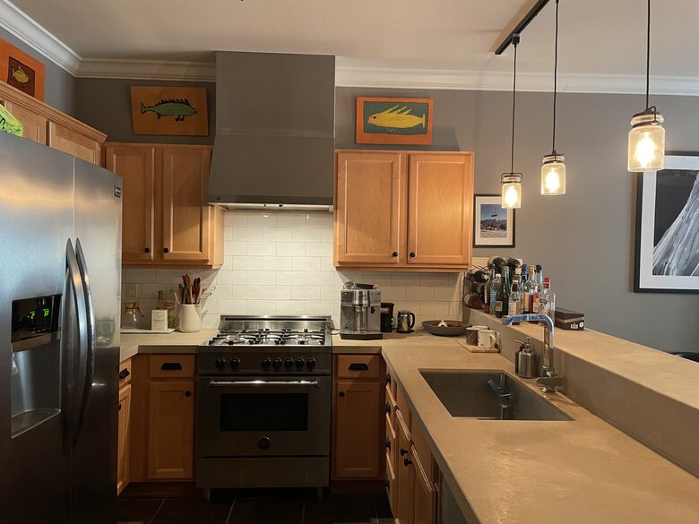 Fully stocked chef's kitchen