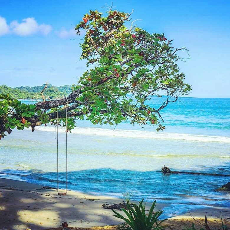 Red Frog Beach - 3 Bedroom Residence - Casa Viscaina, Villa 67 - Isla Bastimentos, Panama