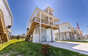 Terramar Water View Retreat - Galveston, Texas