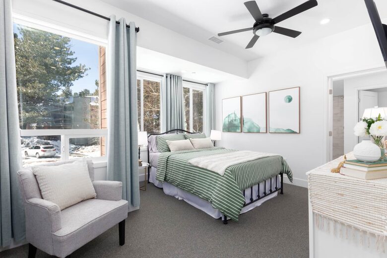 Elegant Alpine Escape in the Heart of Mammoth - Mammoth Lakes, California