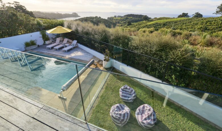 Sophisticated Island Living with Spa & Sun Decks - Waiheke Island, New Zealand