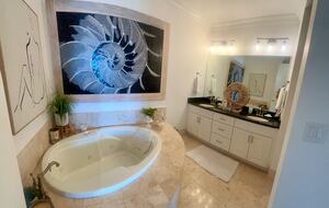 Graceful Gulf-View Escape with Resort Amenities - Santa Rosa Beach, Florida
