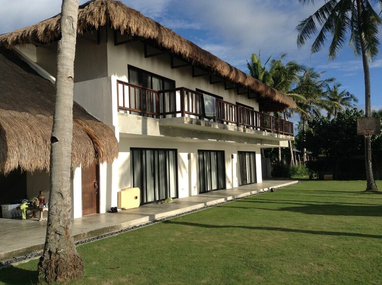 Coastal Comfort with Panoramic Views - Cebu, Philippines